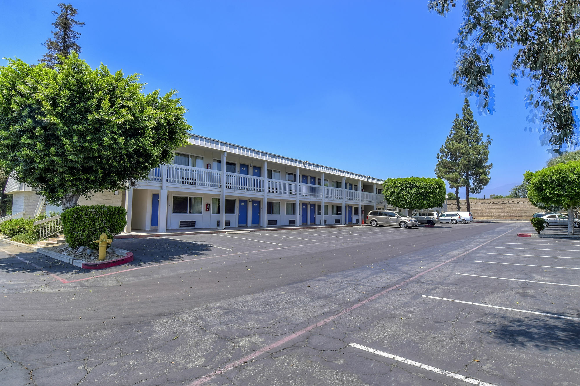 Motel 6-Claremont, Ca Ngoại thất bức ảnh